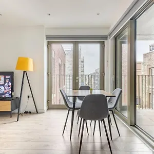 Luxury Double Bedroom In Gallions Reach Beckton